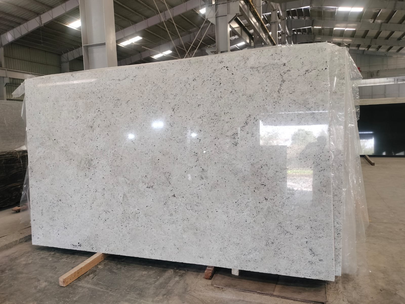 Colonial White Granite slab